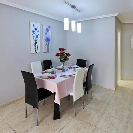 3 Bedrooms House In Costa Adeje 10 Mins From Beach אדחה