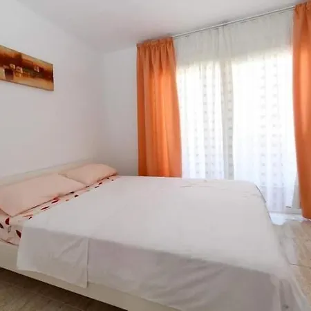 Villa 3 Bedrooms House In Costa Adeje 10 Mins From Beach